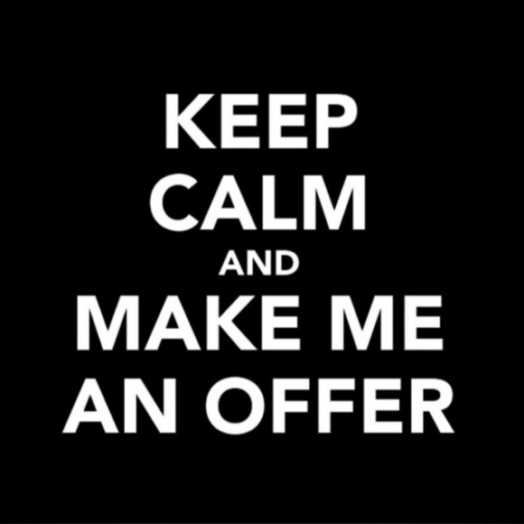 Kim Rogers’s leopard pattern velvet jacket. PS - Picture 10 of 10